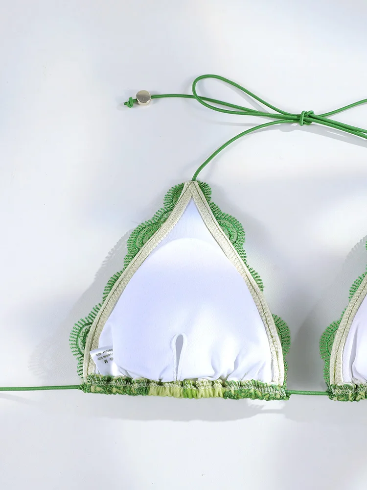 paplūdimio bikinis moterims