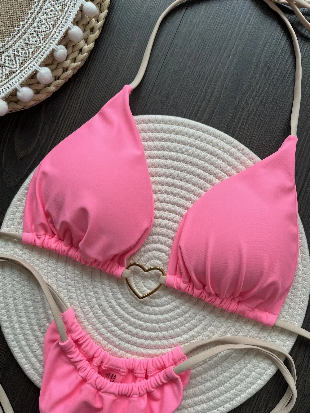 seksuali bikini maudymosi kostiumėlis