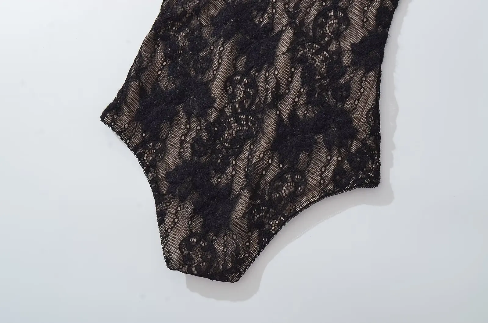 moteriški seksuali kombinė