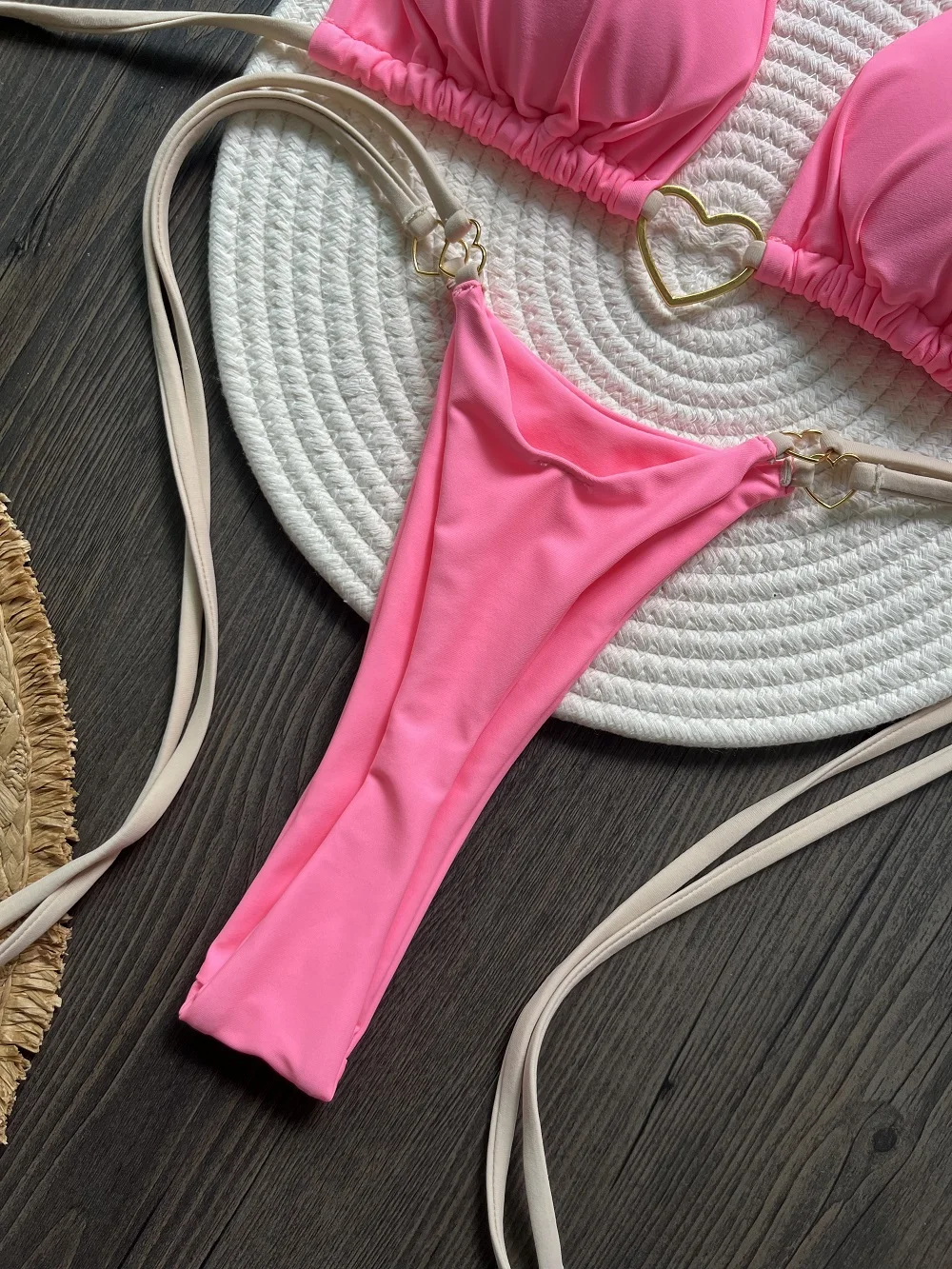 seksuali bikini maudymosi kostiumėlis