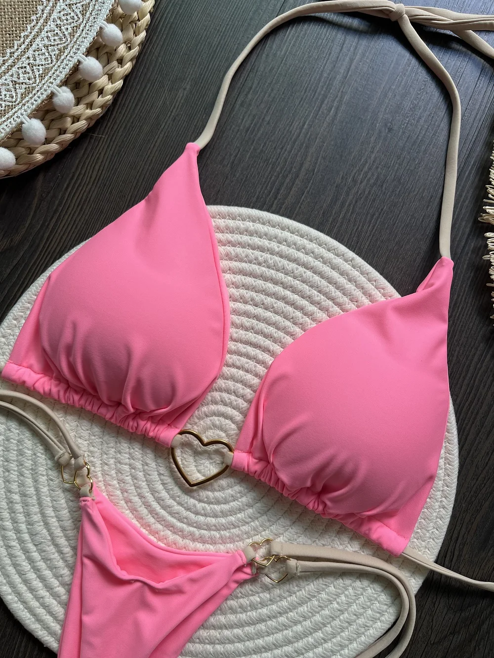 seksuali bikini maudymosi kostiumėlis
