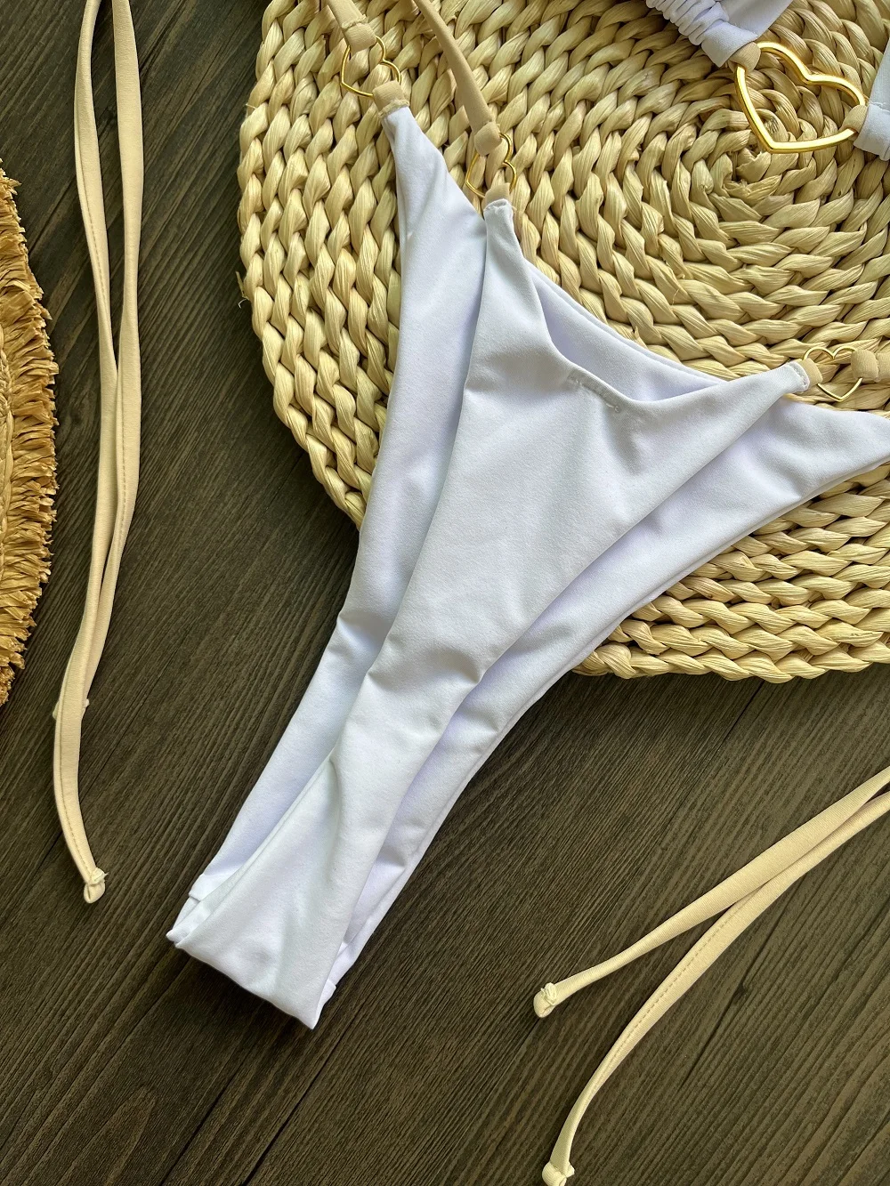 seksuali bikini maudymosi kostiumėlis