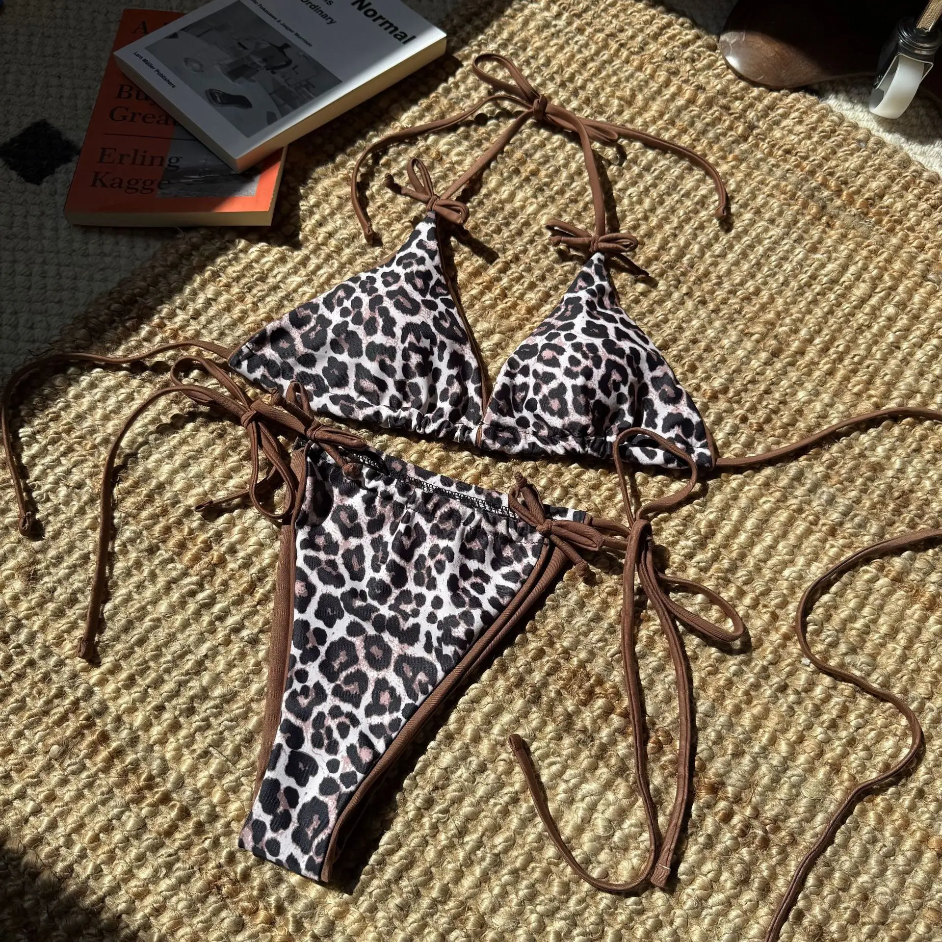 leopardo rašto bikini kostiumėlis