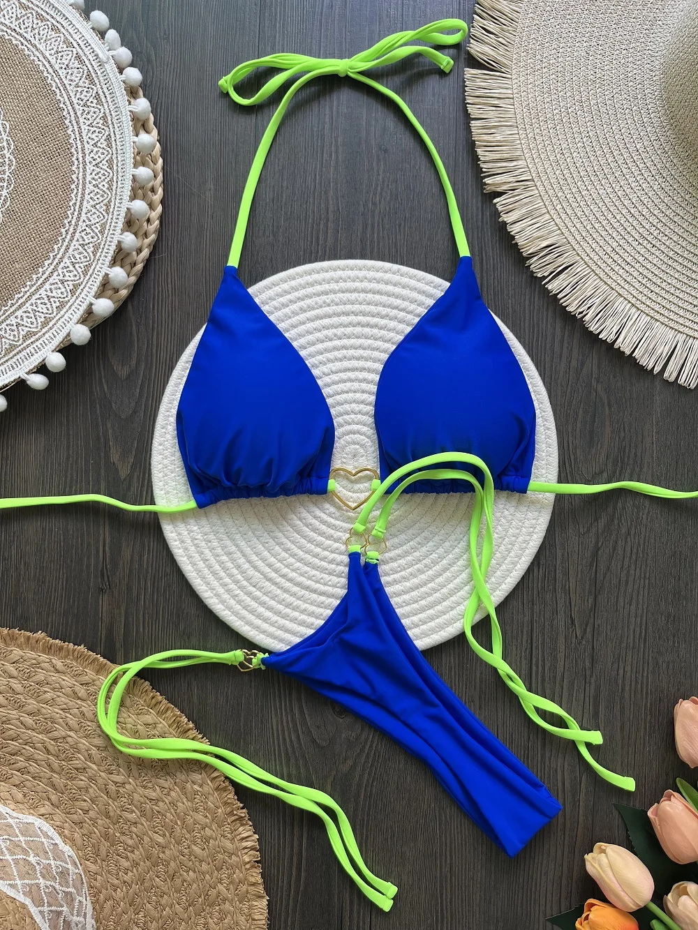 seksuali bikini maudymosi kostiumėlis