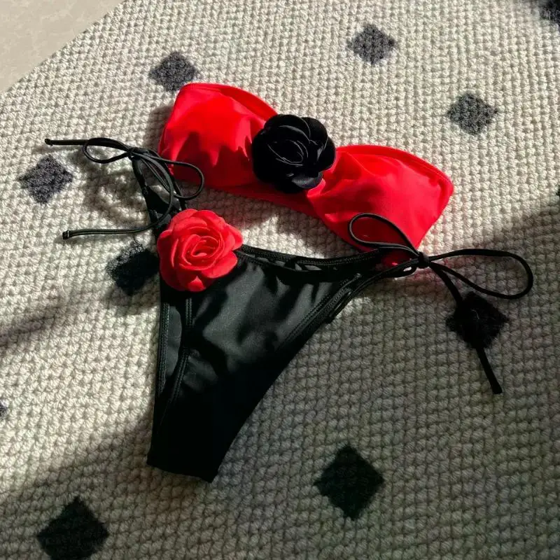 seksuali bikini maudymosi kostiumai