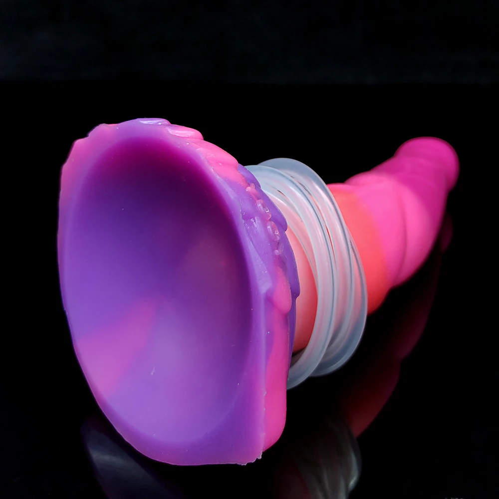 šviesiantis analinis dildo