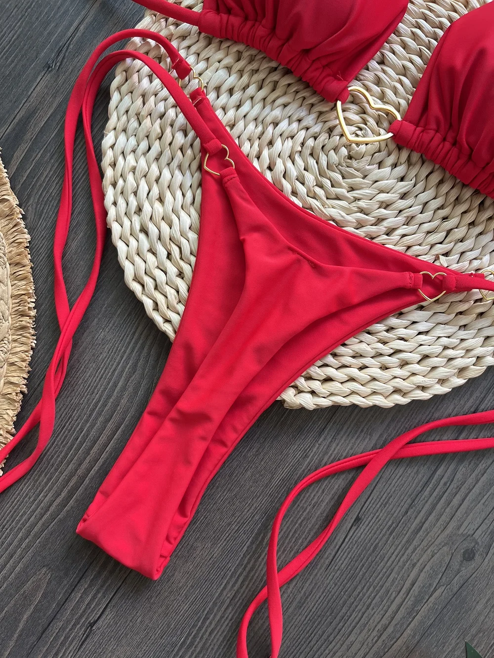 seksuali bikini maudymosi kostiumėlis