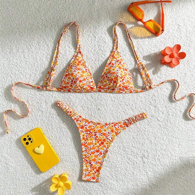 moterų maudymosi kostiumėlis bikini