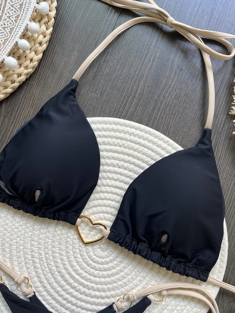 seksuali bikini maudymosi kostiumėlis