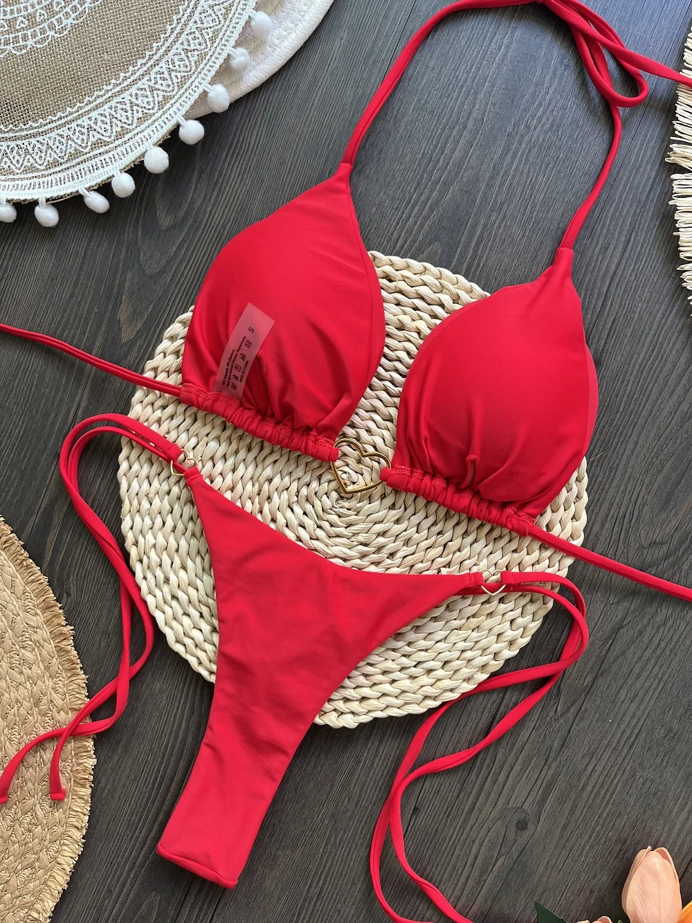 seksuali bikini maudymosi kostiumėlis