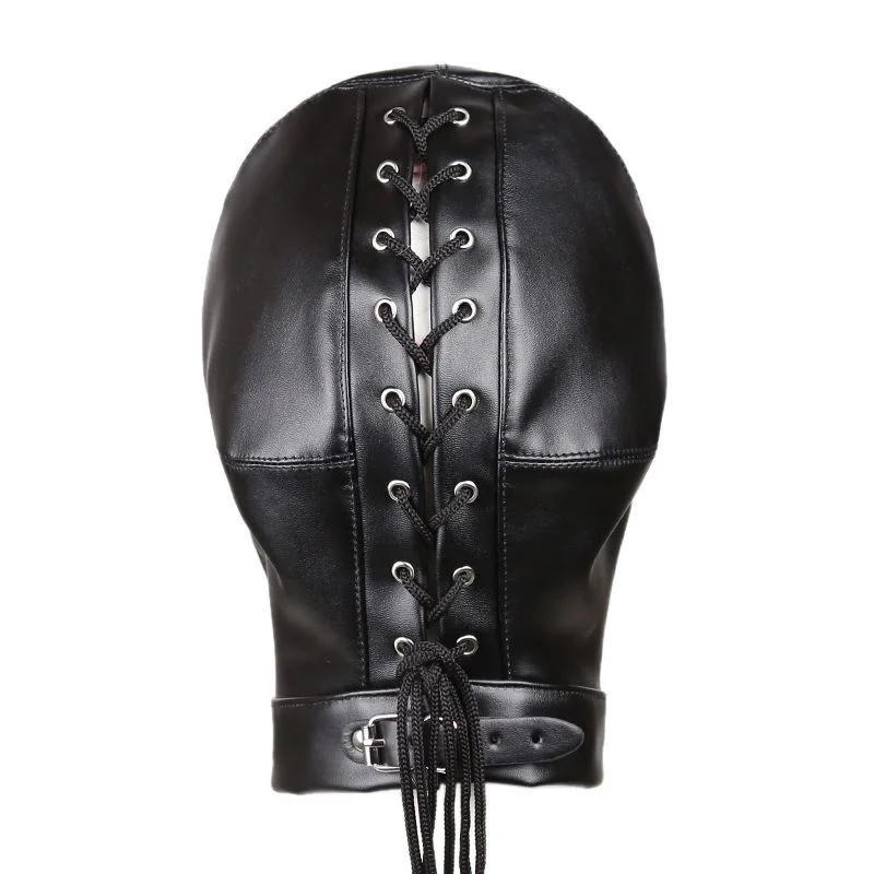 bondage kapuciukas veido